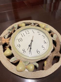 Pear Vintage Fairycore Style Round Clock