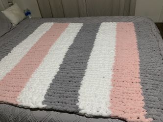 Chunky Knit Blanket