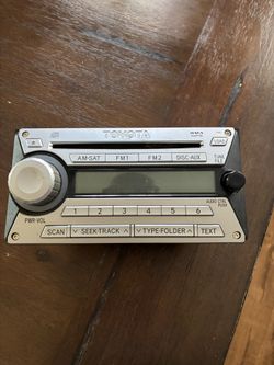 Toyota FJ Cruiser Radio