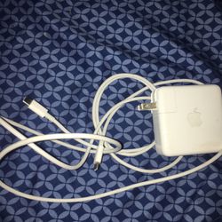 MACBOOK PRO CHARGER 96V fast charger