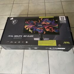 MSI MAG 321UPX QD-OLED, 32" 4K 