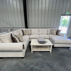 Giant Sectional w/ chaise 