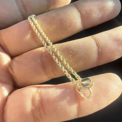 10k Gold 7” Hollow Style Bracelet 