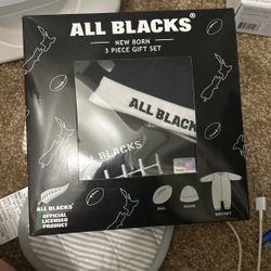 New Born 3 Piece Gift Set