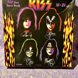 Kiss Puzzle