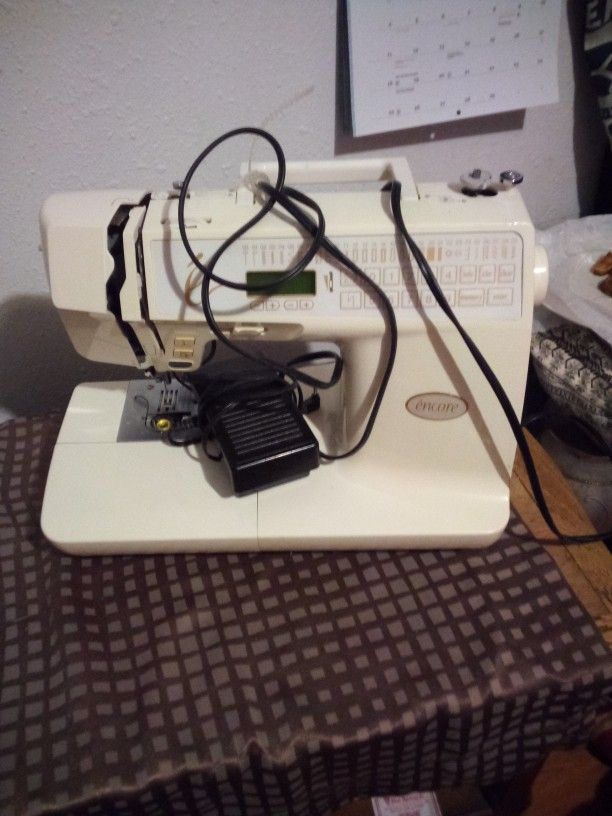 Encore Sewing Machine