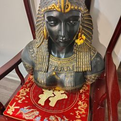 Antique Queen Of Sheba Figurine