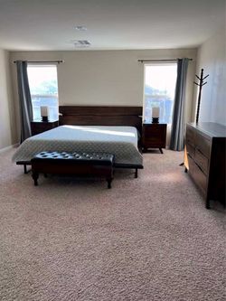 Beautiful Bedroom Furniture Set – Bed Frame, Dresser, 2 Nightstands, 2 Lamps & Bench