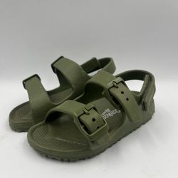 Oshkosh B’Gosh Green Rivar toddler sandals unisex 10 adjustable water shoes