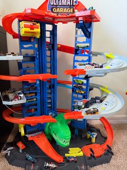 Hot Wheels Ultimate Garage Playset