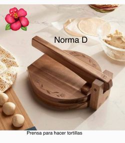 Prensa de madera acacia nueva en su caja 🌺 princess house 🌺