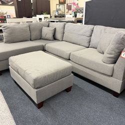 Grey Sectional W/ Ottoman