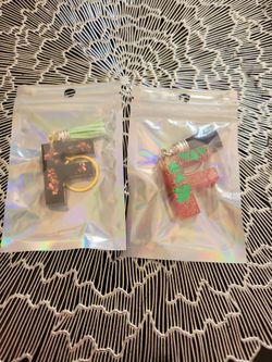 Letter F resin keychains