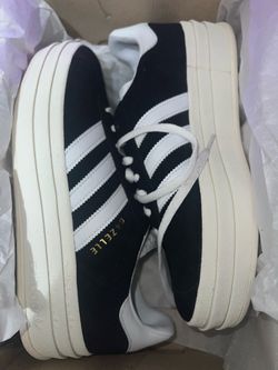 Addidas Gazelle Womens Size 8