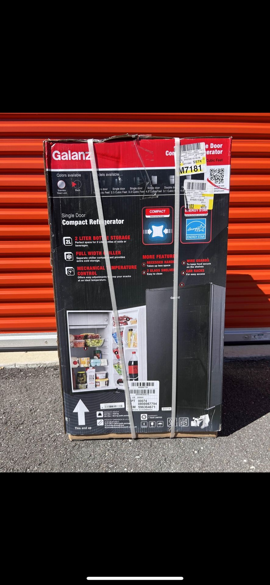 NEW! COMPACT REFRIGERATOR