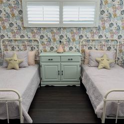 2 Twin Metal Platform Beds – Andover Mills (Great Condition)