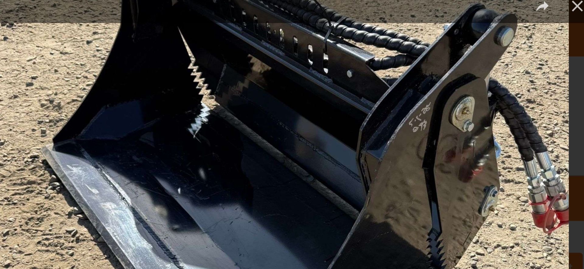 Mini Skid Steer Clam Aka 4N1 Bucket Fit, Deitsch Witch, Toro, Vermeer, Dingo Boxer not bobcat
