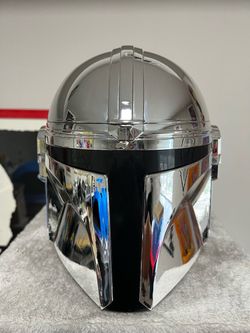 AMC Exclusive StarWars The Mandalorian and Grogu Helmet Popcorn Bucket