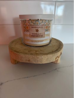 Wooden candle/soap tray stand