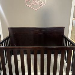 Baby's Crib 
