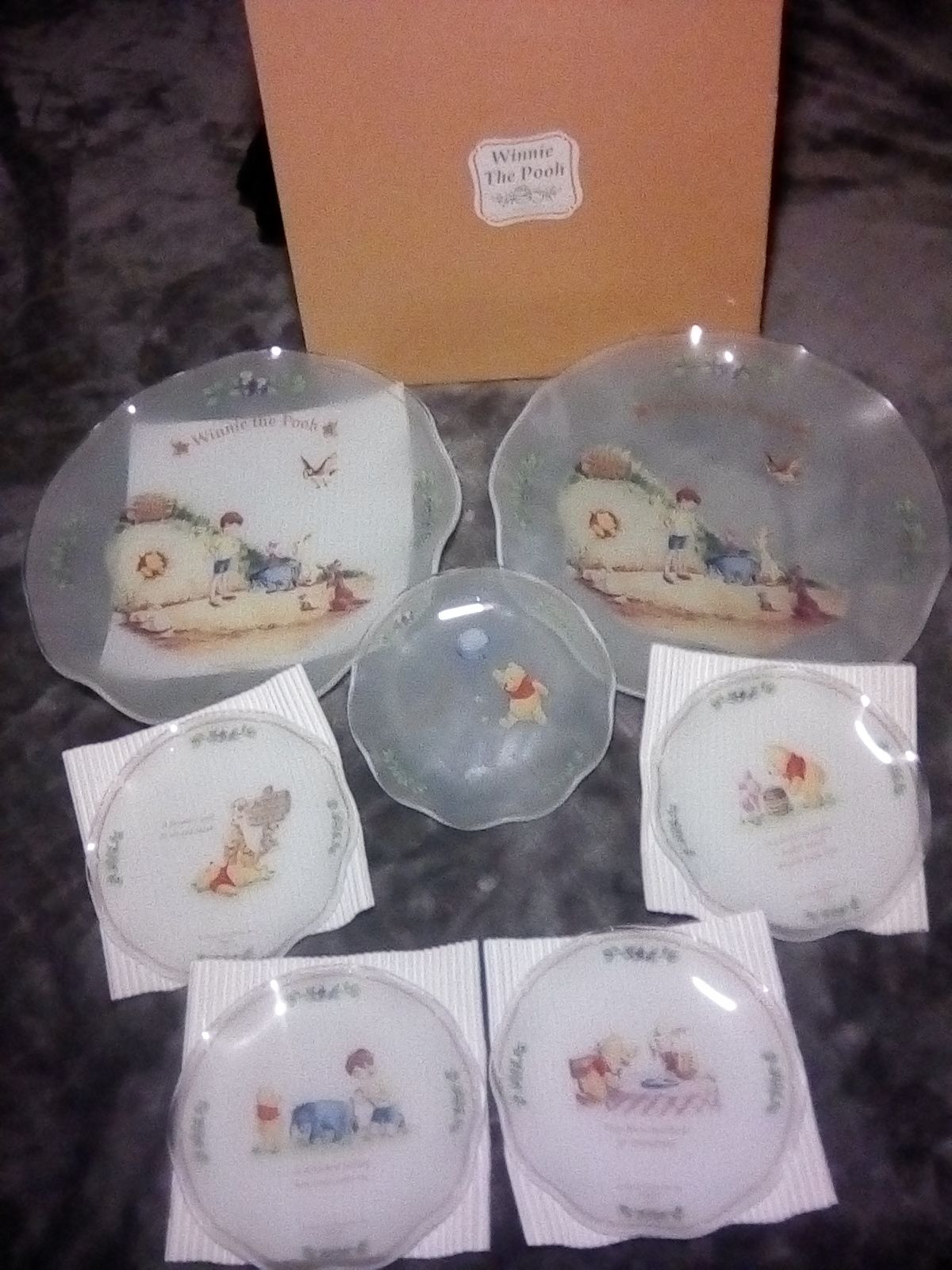 Winnie the Pooh collectable glass plates set