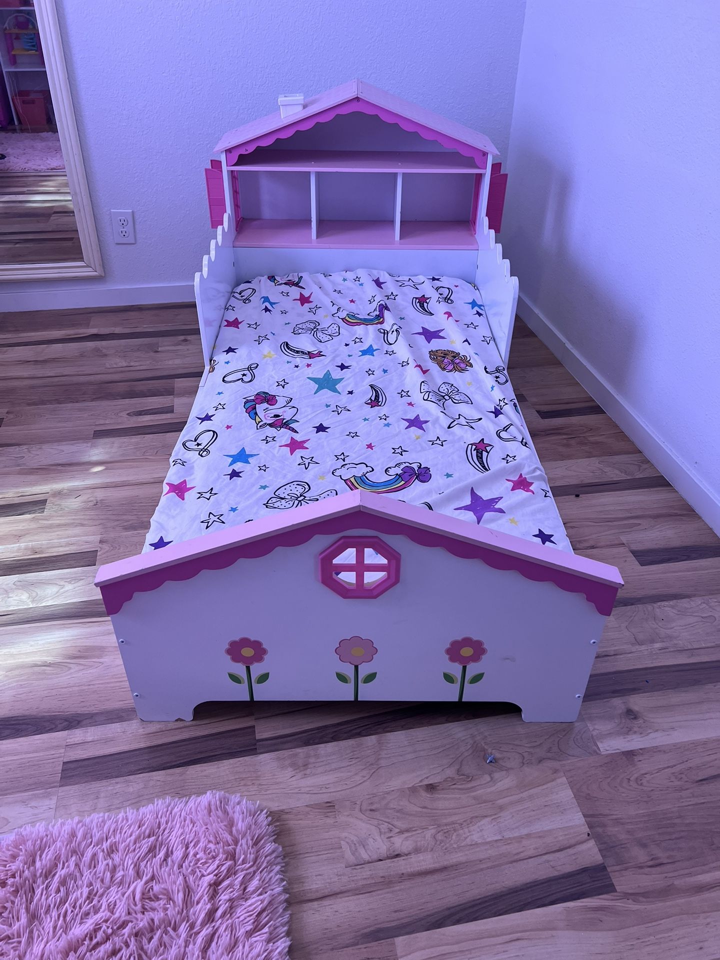 Kidkraft on sale dollhouse bed