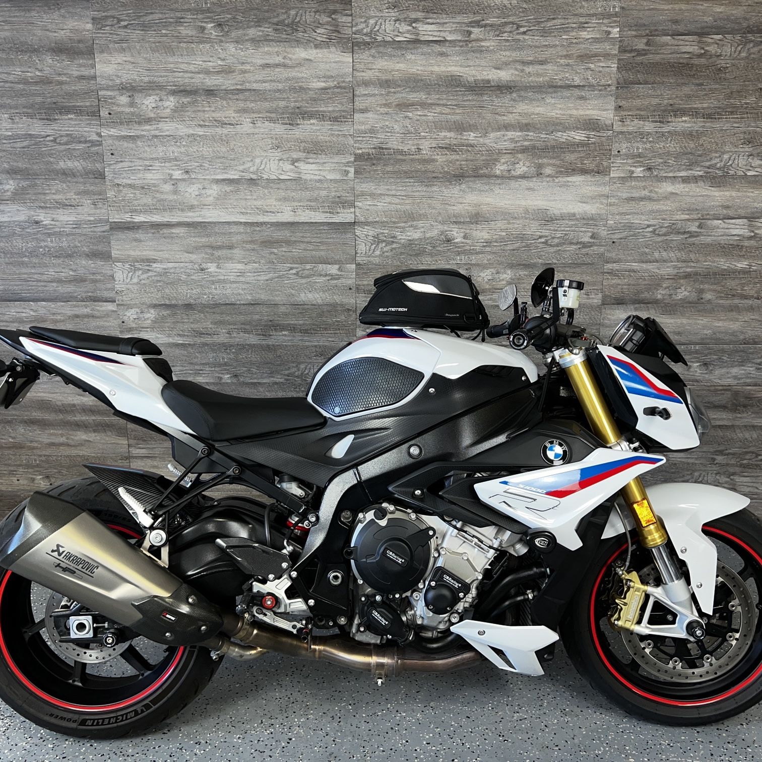 2018 S1000R