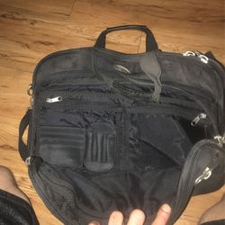 Laptop Multi-pocket Satchel/carrying Case