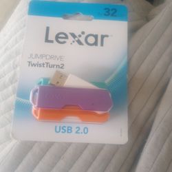 3 -Pack 32gb Flash Drive