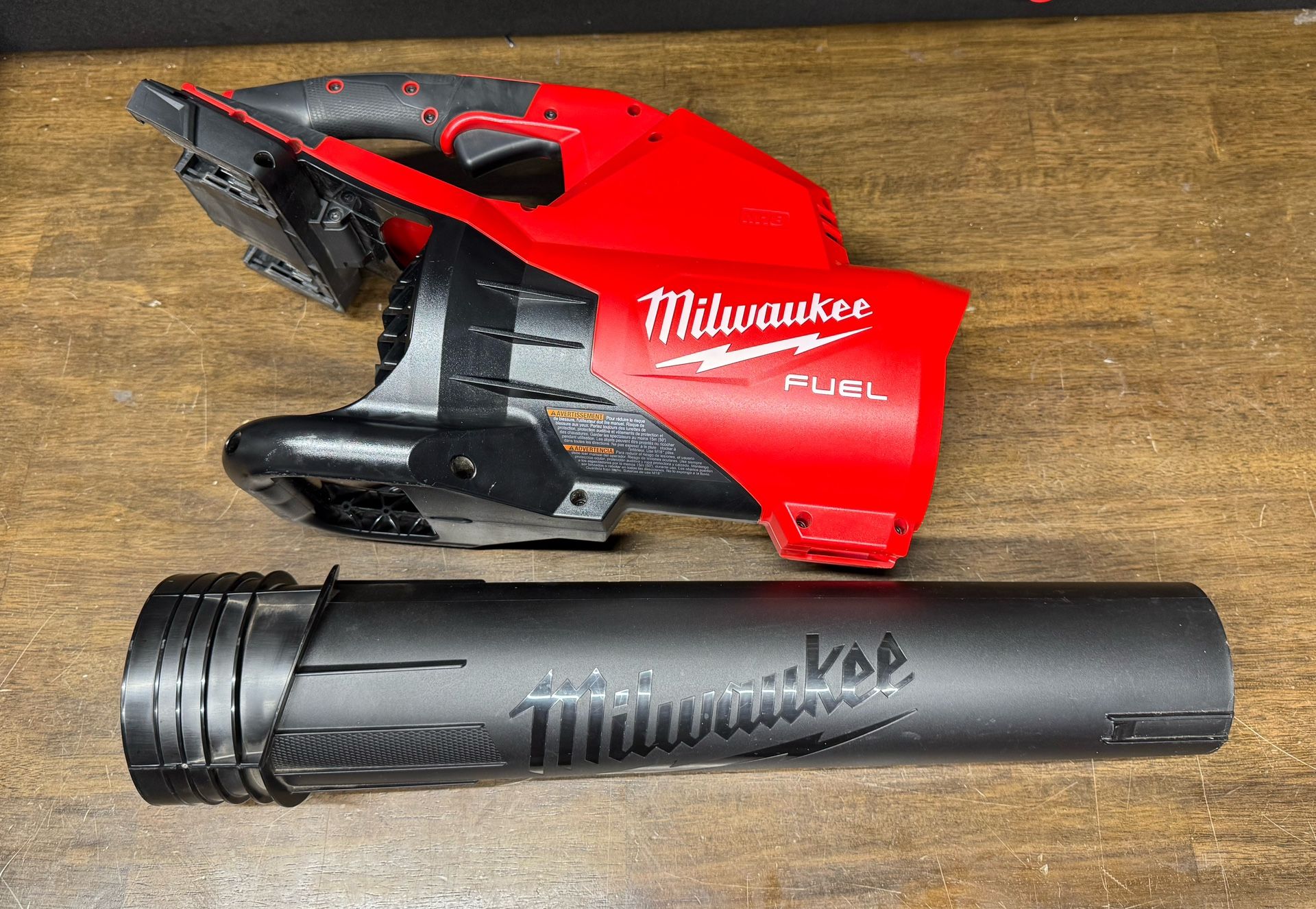 Milwaukee M18 FUEL Dual Battery 145 MPH 600 CFM Leaf Blower