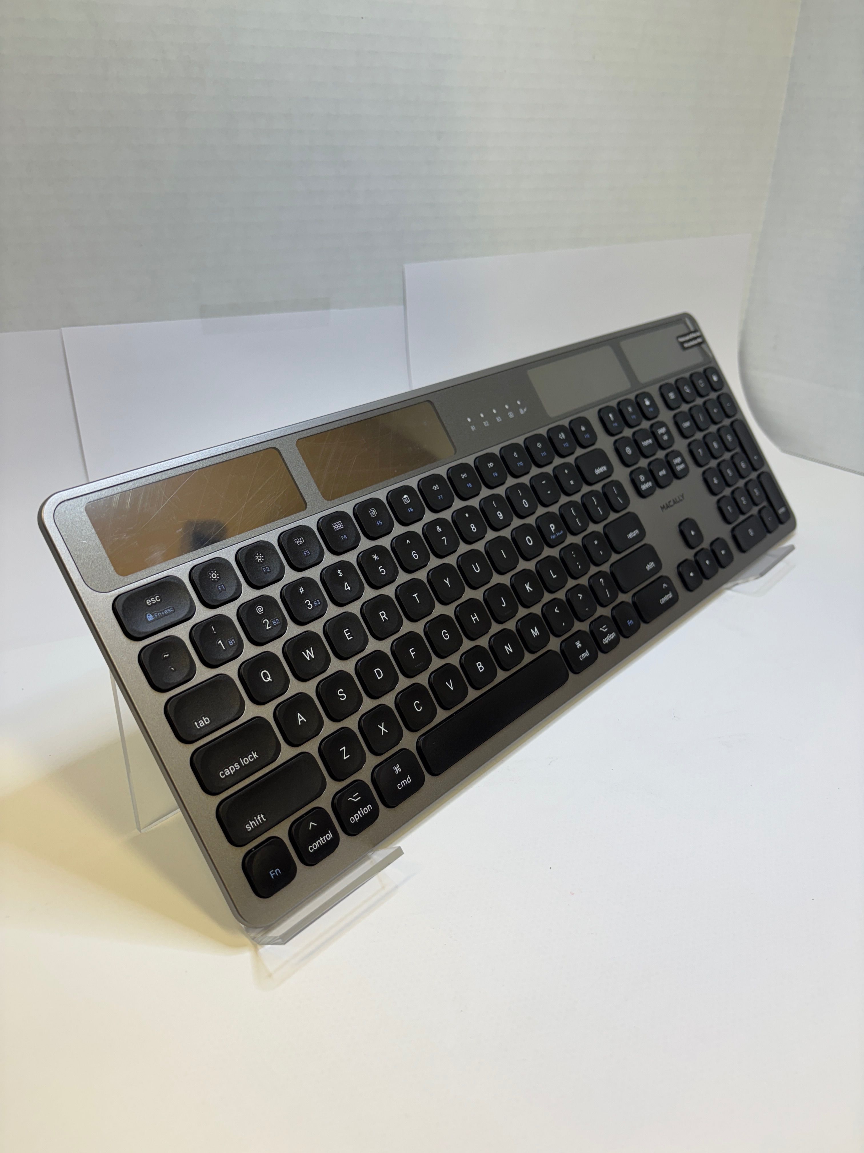 Macally Bluetooth Keyboard Ultra-Slim USB-C Mac and PC 2 USB-A Ports 1 USB-C Port Windows MaxOs X Chrome OS
