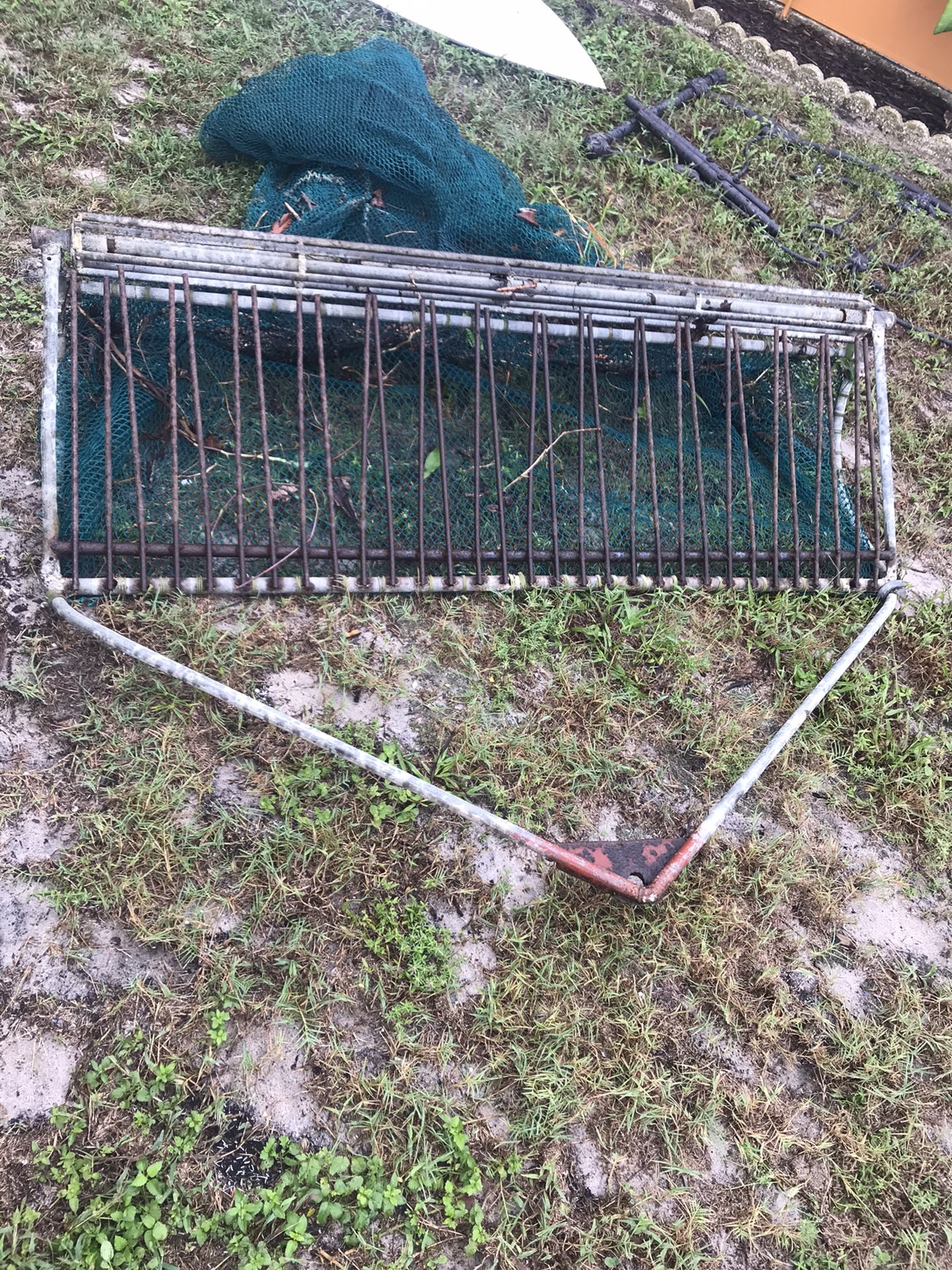 Fishing / oyster dredge and weed removal with net