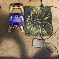  (Or Best Offer) Ps4 With WD_Black 2TB Game Drive & 3 Controllers 