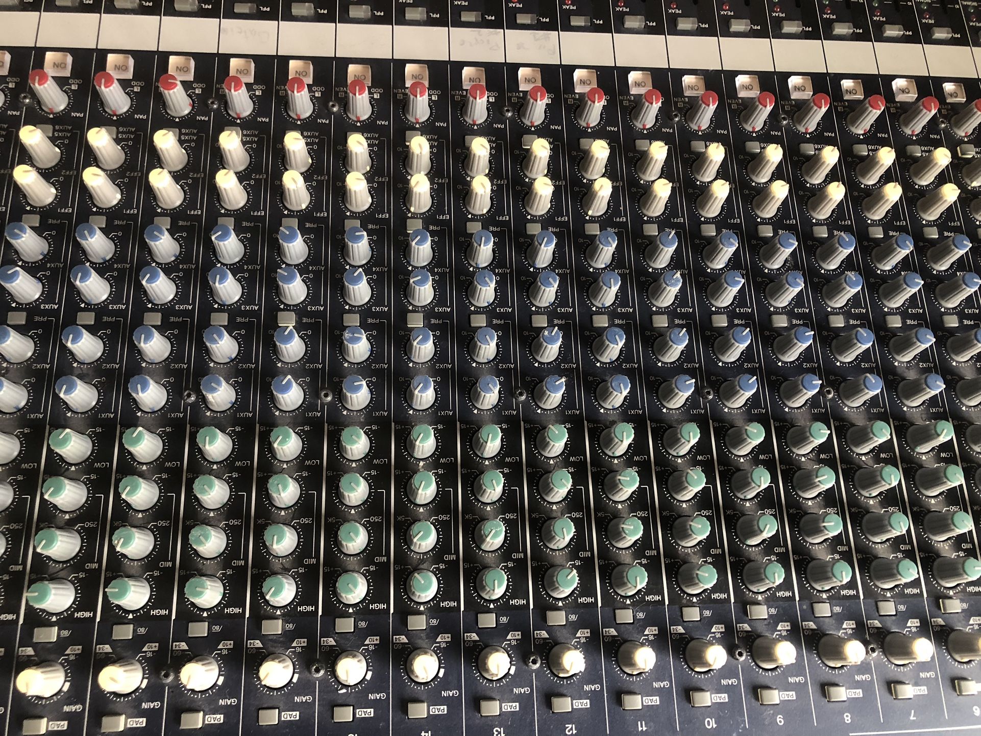YAMAHA MG32/14FX 32 CHANNELS for Sale in Cleveland, TX - OfferUp
