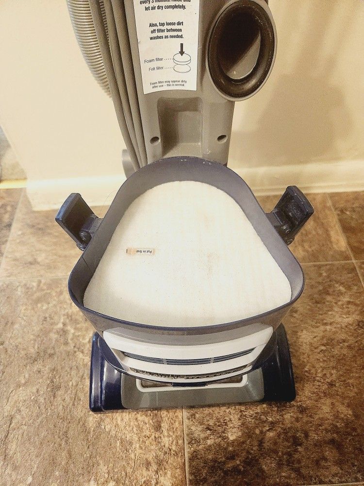 Shark NV360 Navigator LiftAway Deluxe Upright Vacuum (Blue) Perfect