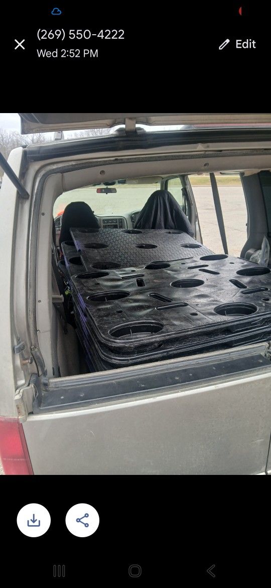 Plastic Pallets 11 Available 10 Dollers Per