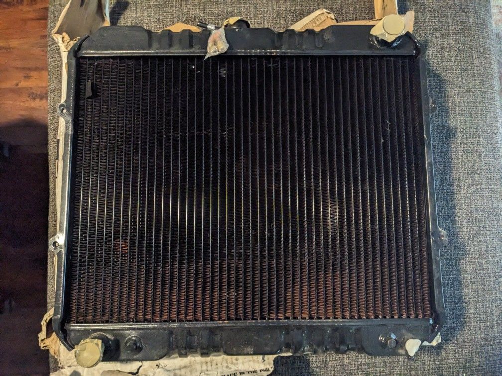 Silla 7236a Radiator Toyota Pickup And 4Runner 4cyl new for Sale in Los ...