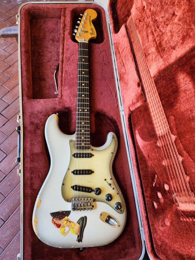 Fender Stratocaster Antigua 1979 w OHSC Relic & Road worn by nature