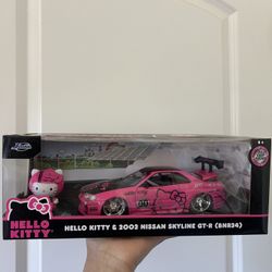 HELLO KITTY & 2002 NISSAN SKYLINE