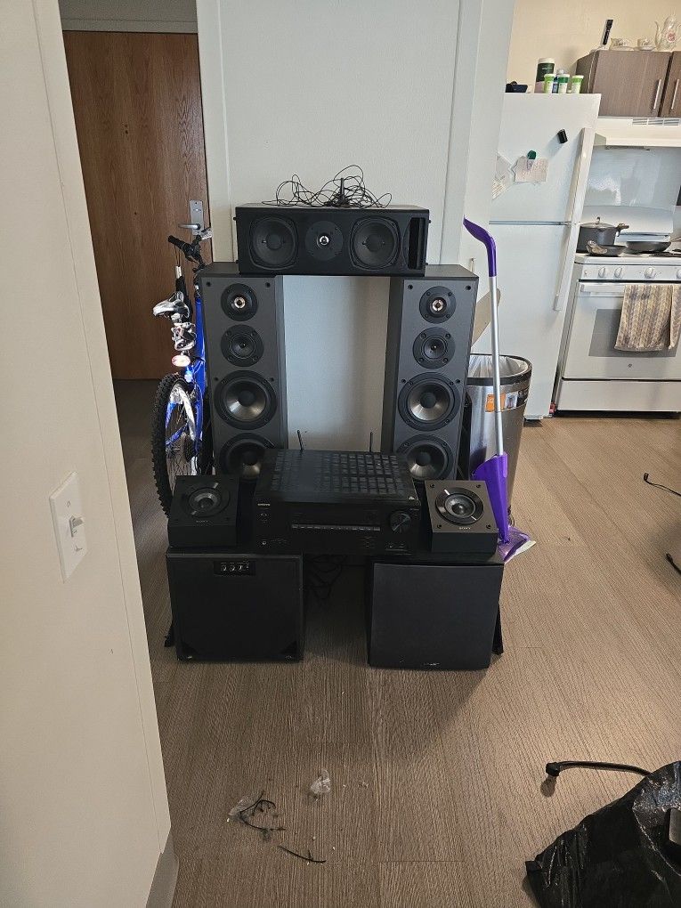 Onkyo 7.1 Dolby Atmos Home Theater