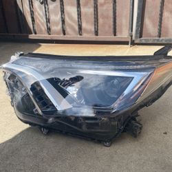 Toyota Rav 4 Left Headlight 2018