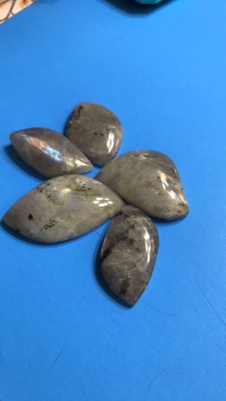 Crystals And Gemstone 