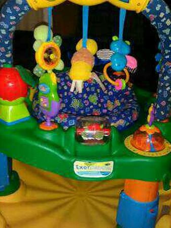 Exersaucer/Bouncer! Electronic! SMART STEPS $55