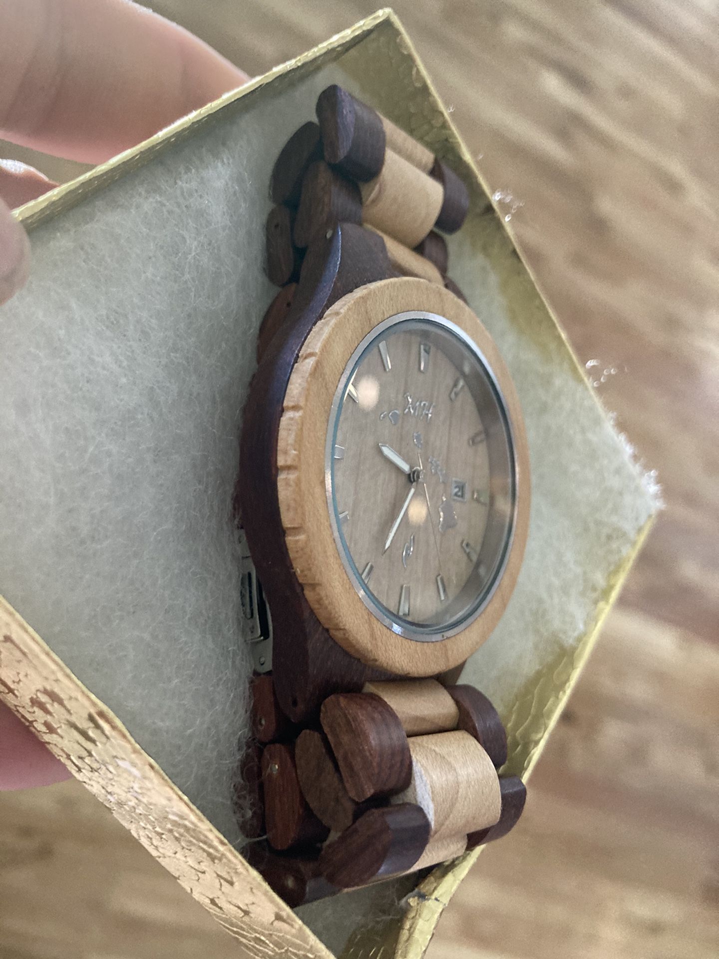 Makani Hawaii Watch