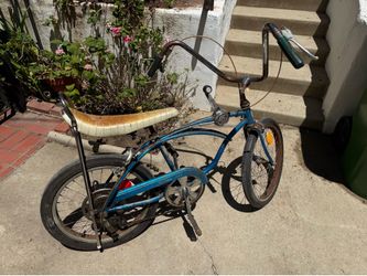 1970s Schwin 5 speed Sting Ray Bike
