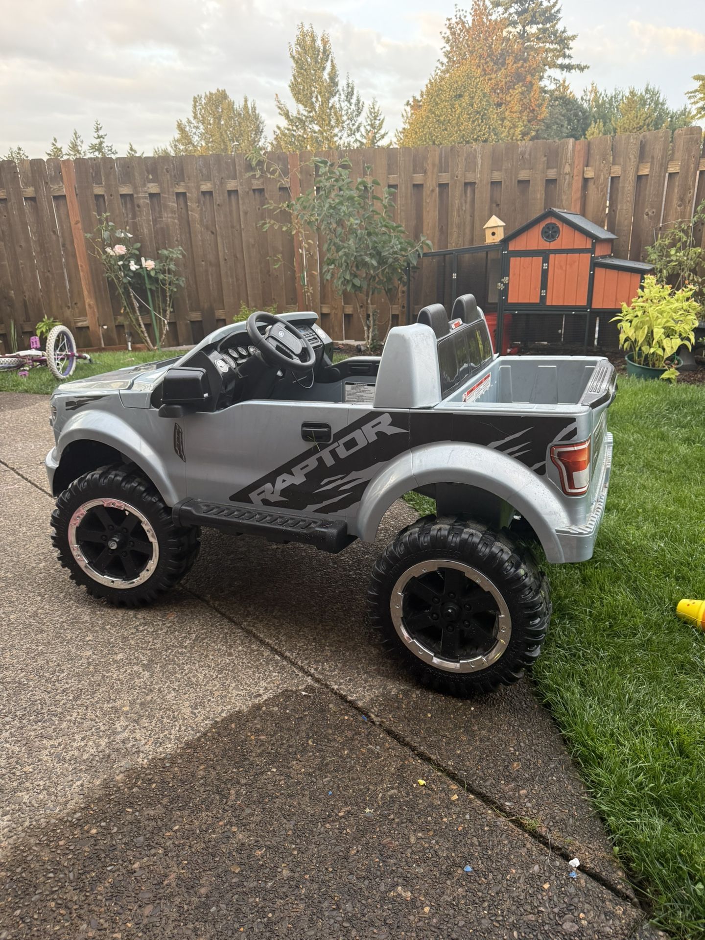 Ford Raptor Ride On Car