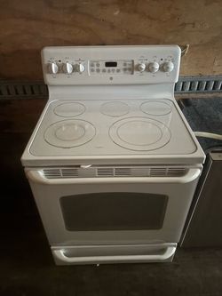 Ge glass top stove