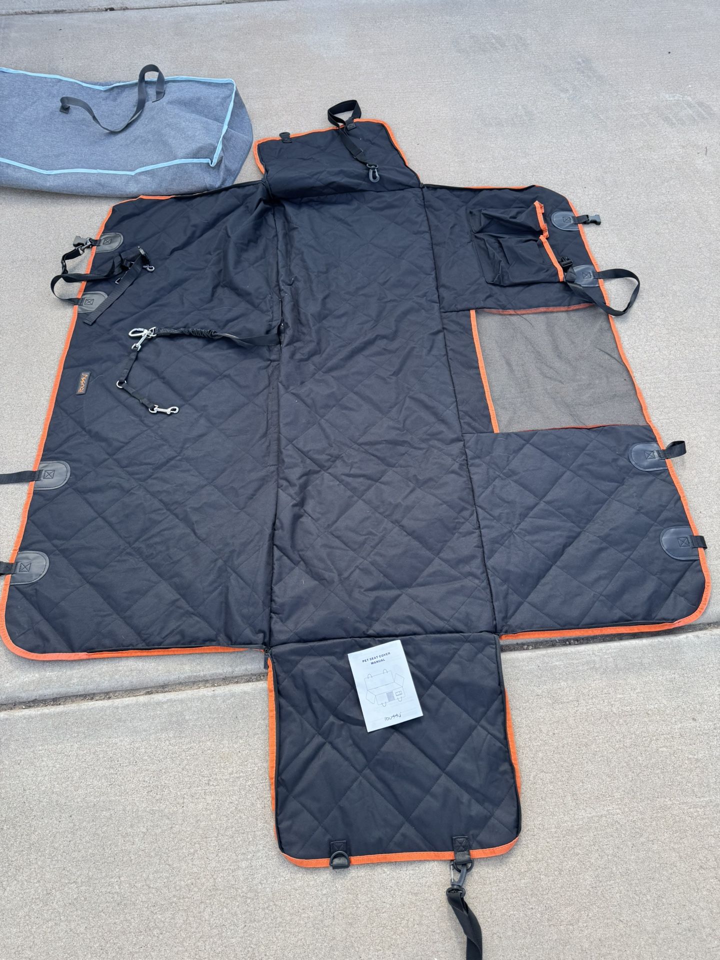 Bench Seat Cover With Dog Harness And Case