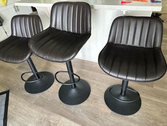 Set of 3 Adjustable Swivel Bar Stools