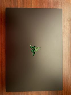 Razer Blade 18 Laptop w/ RTX 4090, 96GB RAM, 300hz Mini LED Display